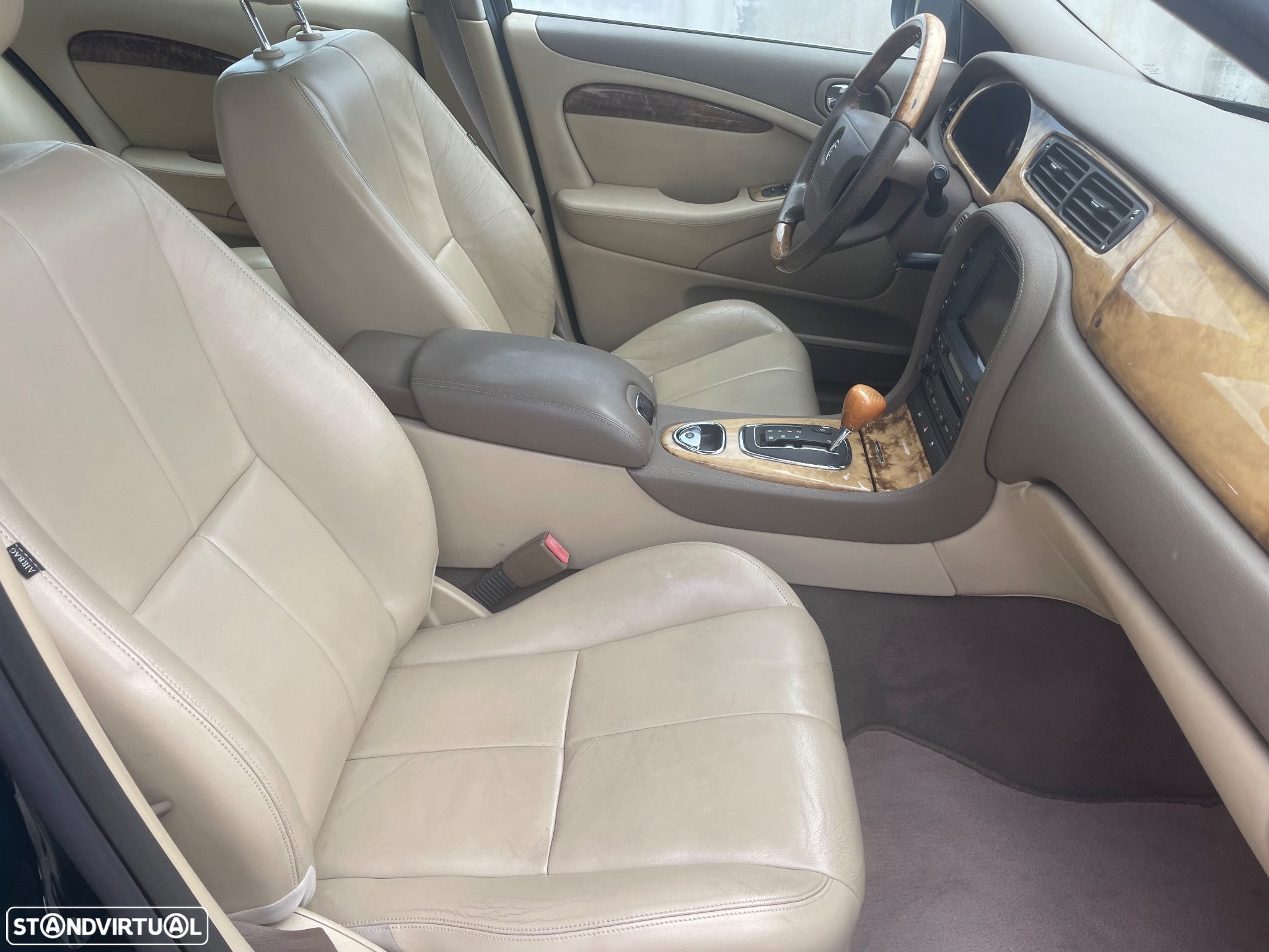 Jaguar S-Type 3.0 V6 Executive - 8