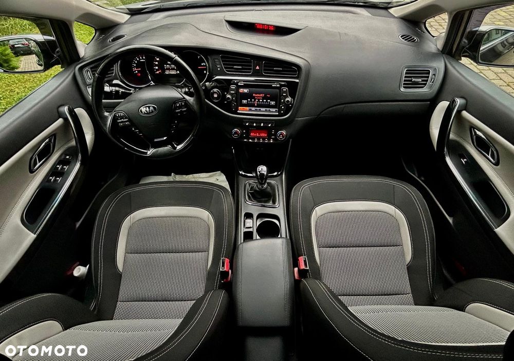 Kia Ceed Cee'd 1.6 CRDi XL - 5