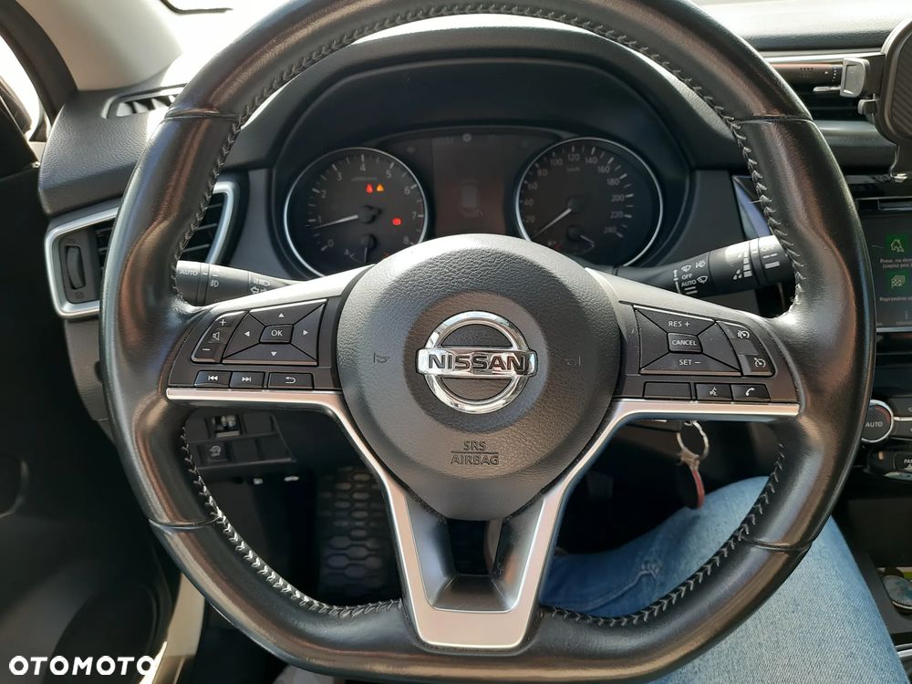 Nissan Qashqai 1.3 DIG-T N-Connecta - 15