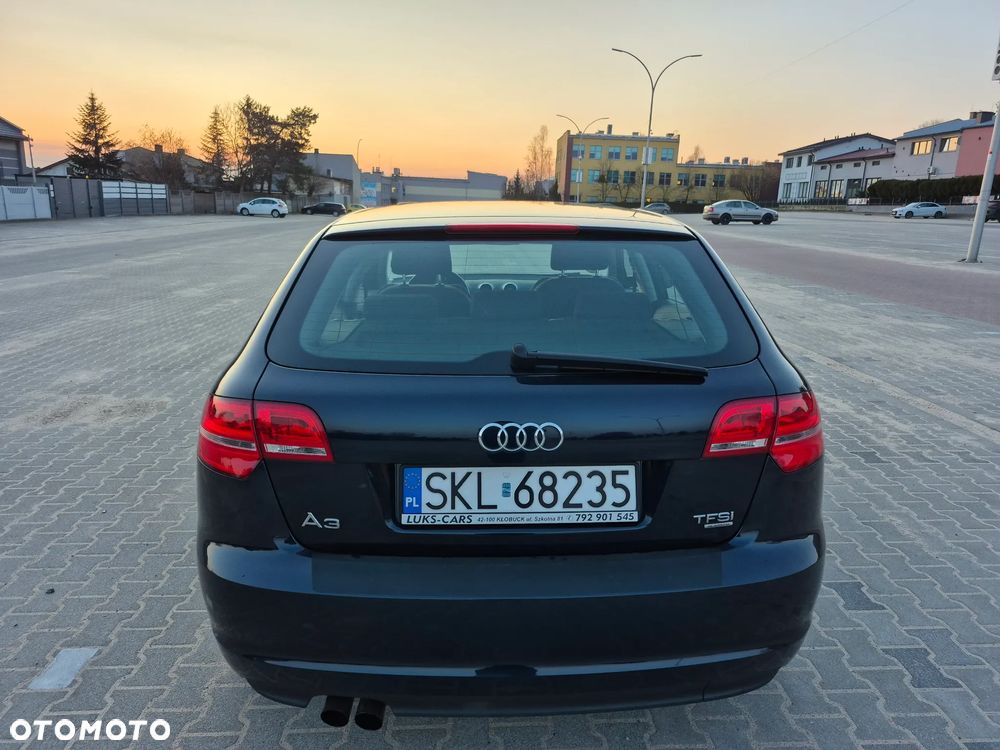 Audi A3 Sportback 1.8 TFSI quattro Ambiente - 7