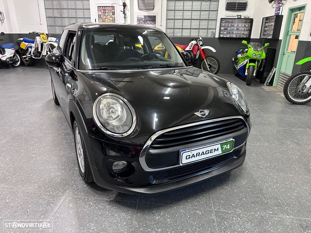 MINI 5 Portas One D - 18