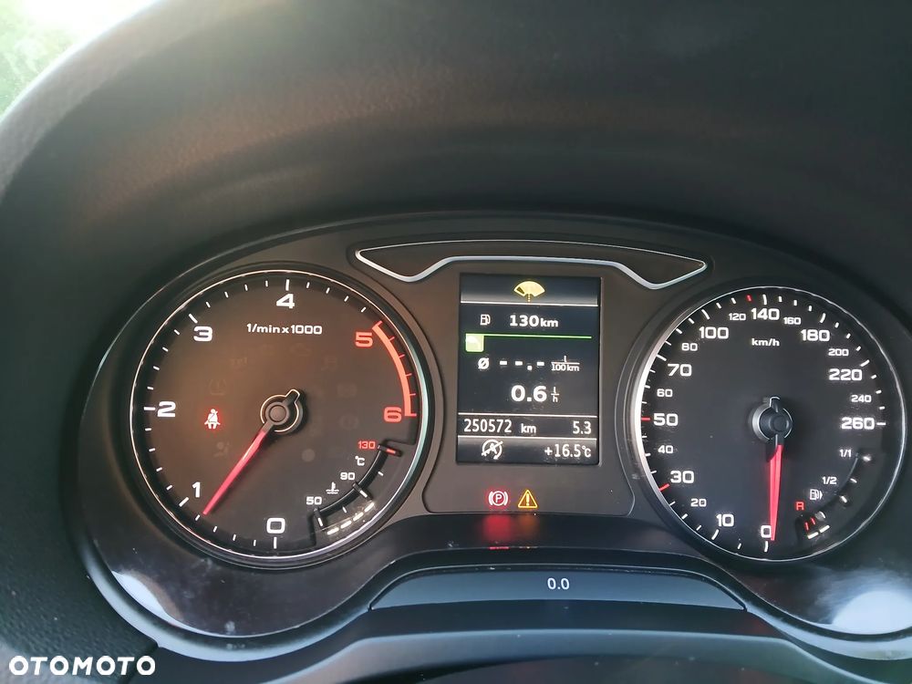 Audi A3 Sportback 1.6 TDI Attraction - 14