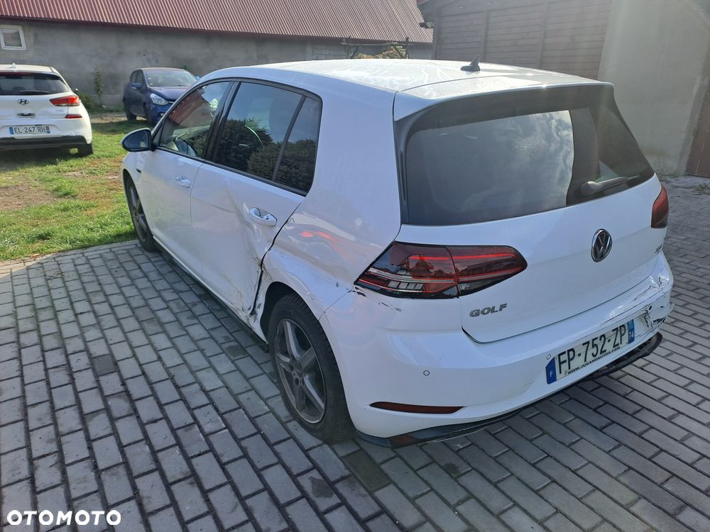 Volkswagen Golf 1.5 eTSI OPF DSG R-Line - 6