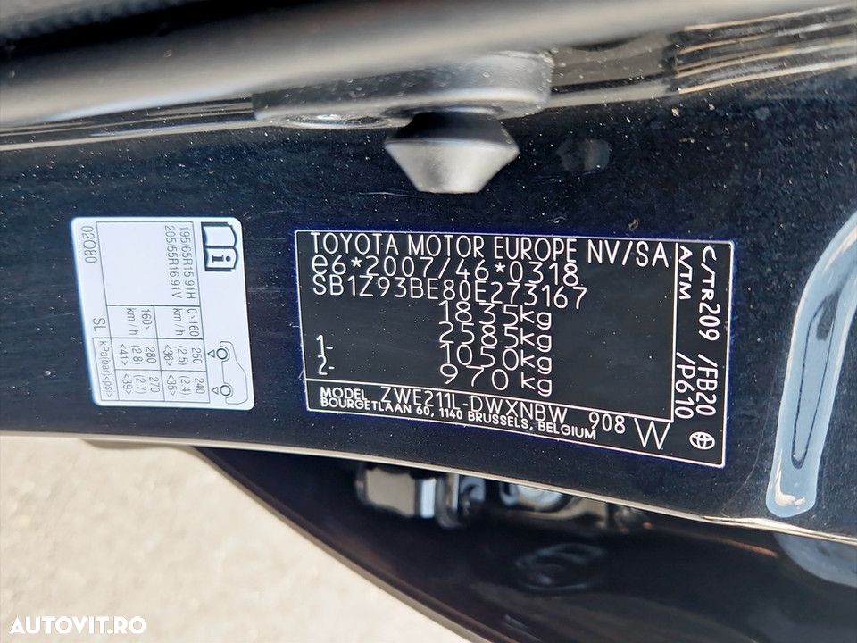 Toyota Corolla - 24