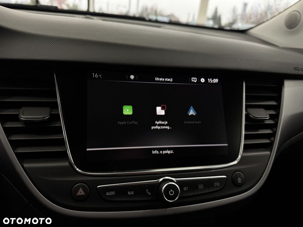 Opel Crossland X - 30