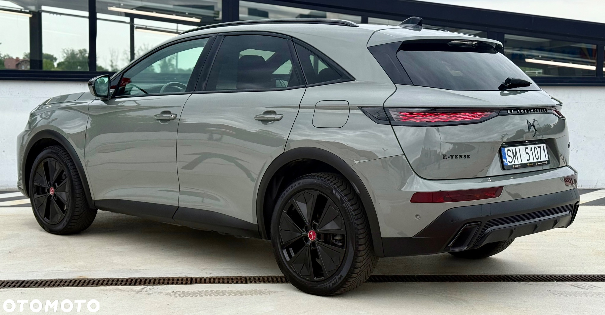 DS Automobiles DS 7 Crossback 1.6 E-Tense Performance Line + - 17