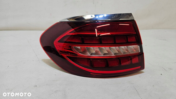 LAMPA TYŁ TYLNA LEWA MERCEDES E-KLASA W213 A213 LIFT KOMBI A139067305
