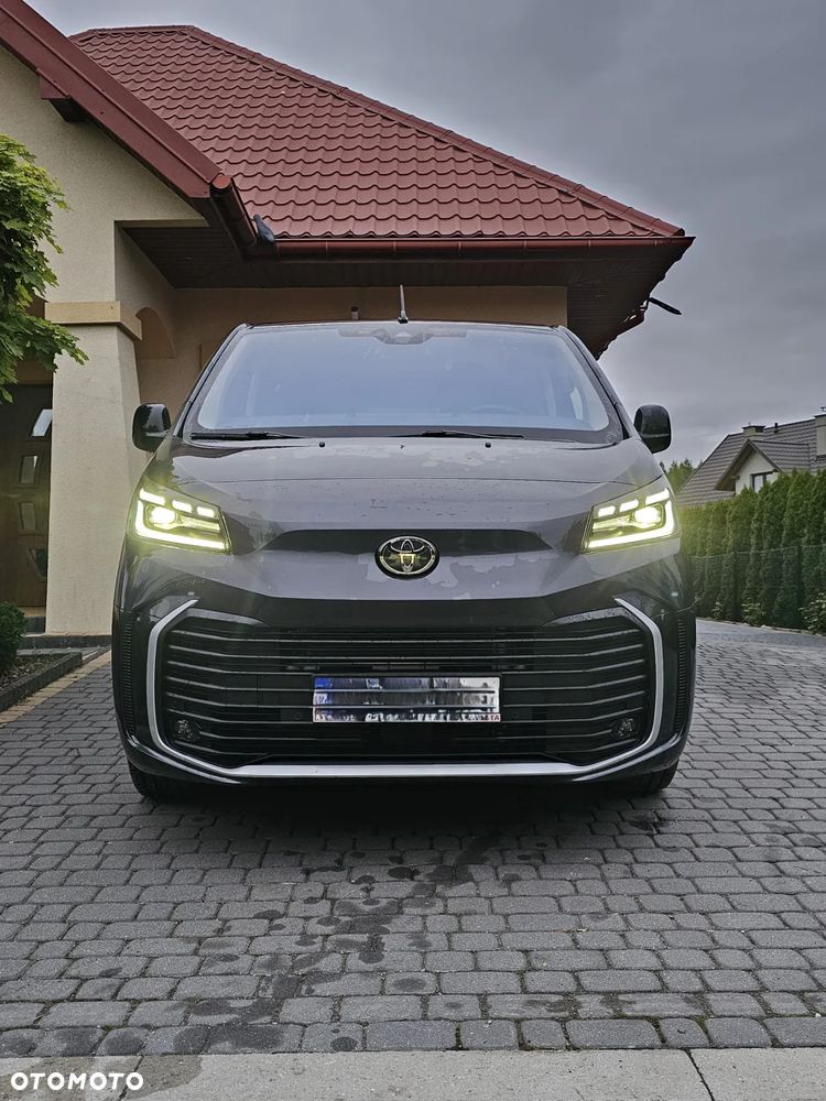 Toyota ProAce Kombi D-4D Long 2,8t - 4