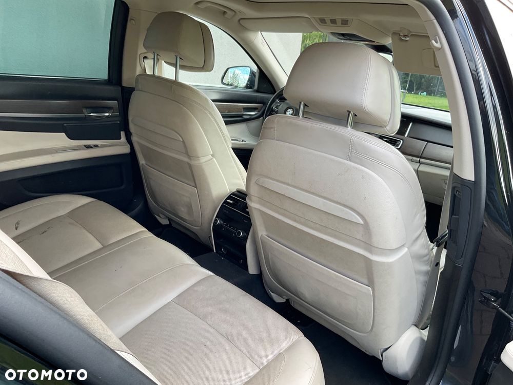 BMW Seria 7 730d BluePerformance Edition Exclusive - 9