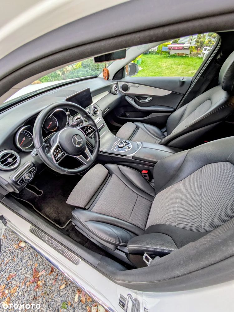 Mercedes-Benz Klasa C 220 d 9G-TRONIC Avantgarde - 10