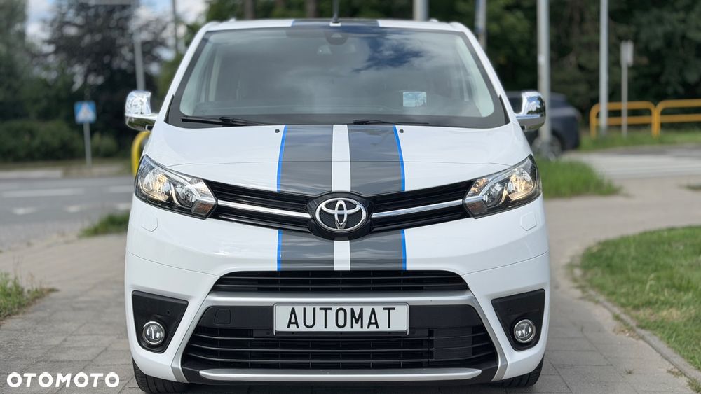 Toyota ProAce Kombi D-4D Medium 2,8t - 2