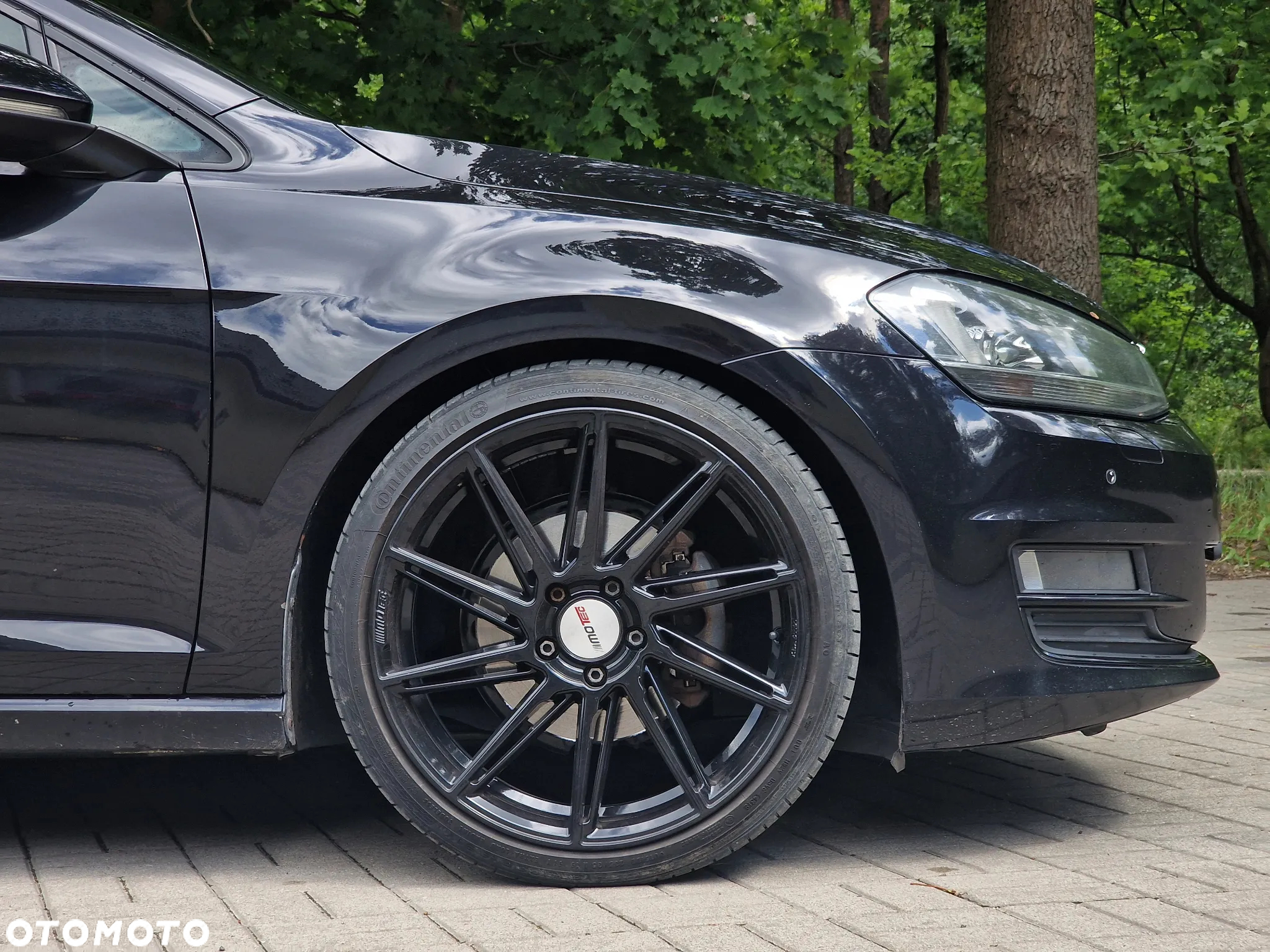 Volkswagen Golf - 12