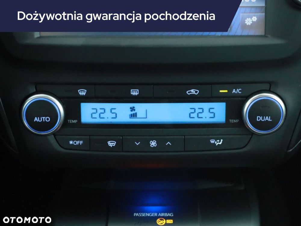 Toyota Avensis - 13