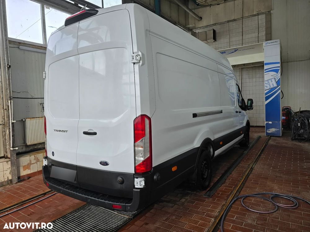 Ford Transit - 9