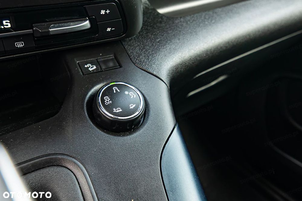 Peugeot Rifter 1.5 BlueHDI Allure Pack S&S - 28