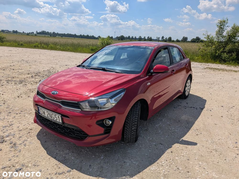 Kia Rio 1.2 L - 1