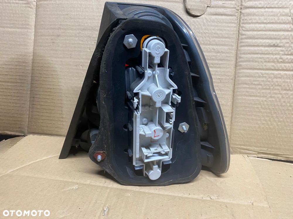 LAMPA TYLNA LEWA BMW E46 COMPACT 63216 - 4