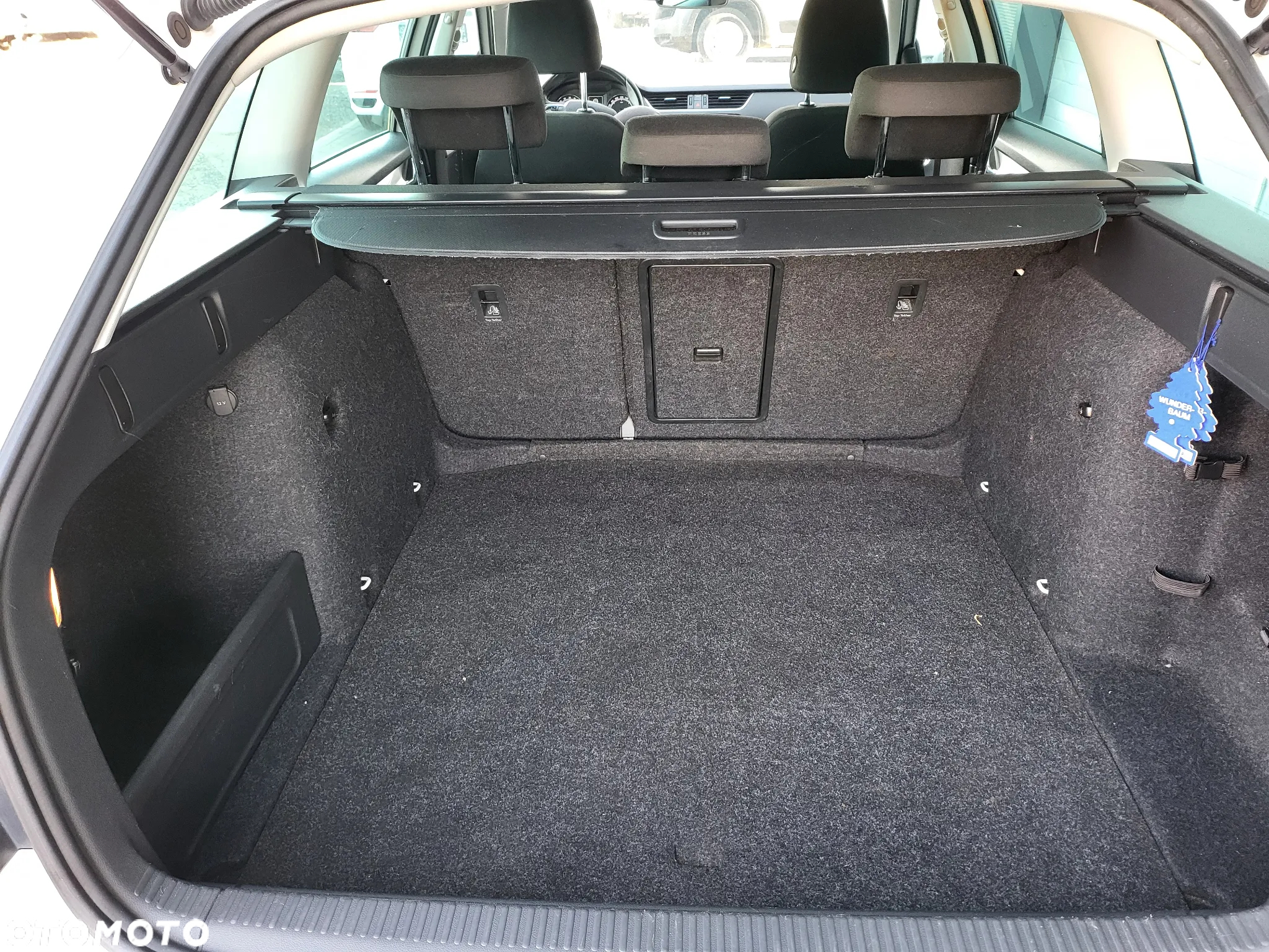 Skoda Octavia 1.6 TDI DSG Style - 32