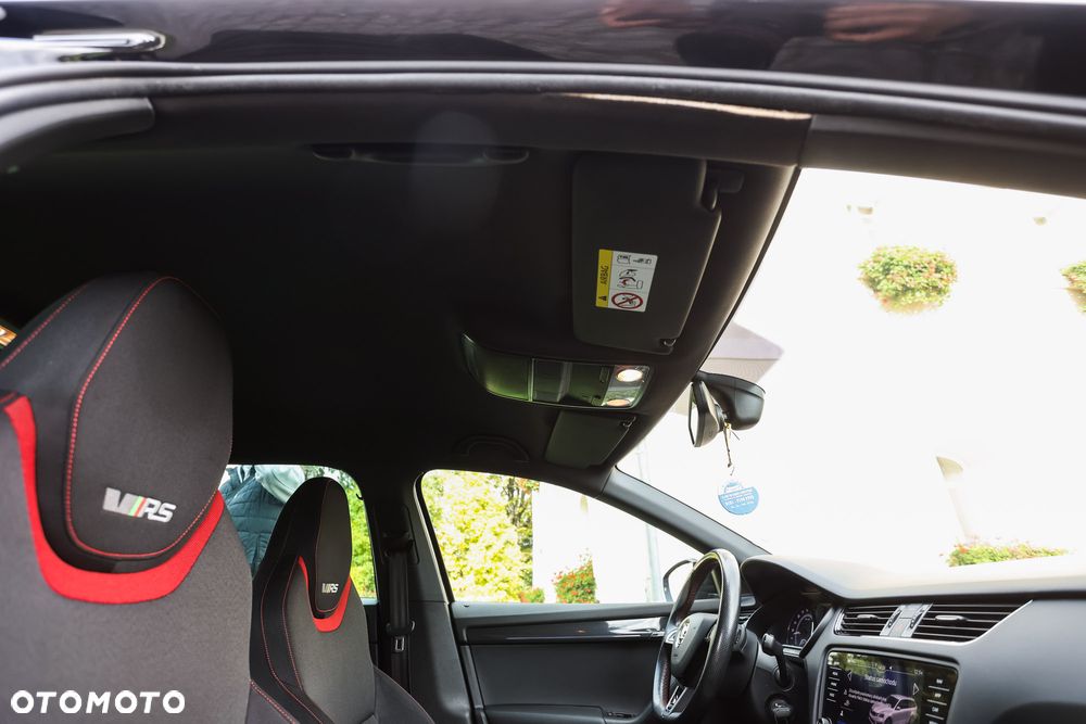 Skoda Octavia 2.0 TDI RS DSG - 24