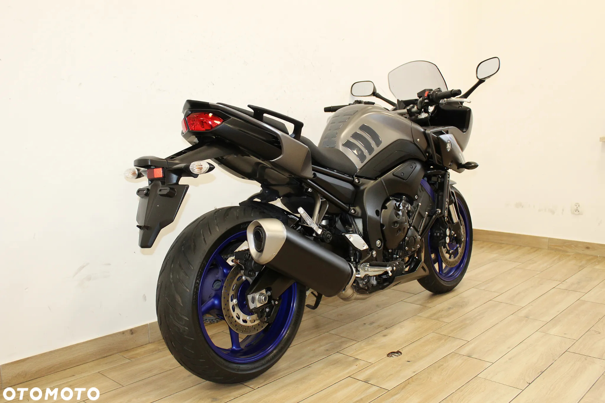 Yamaha FZ - 6