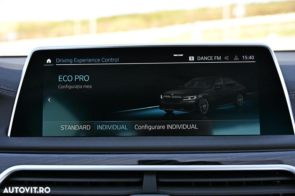 BMW Seria 7 - 25