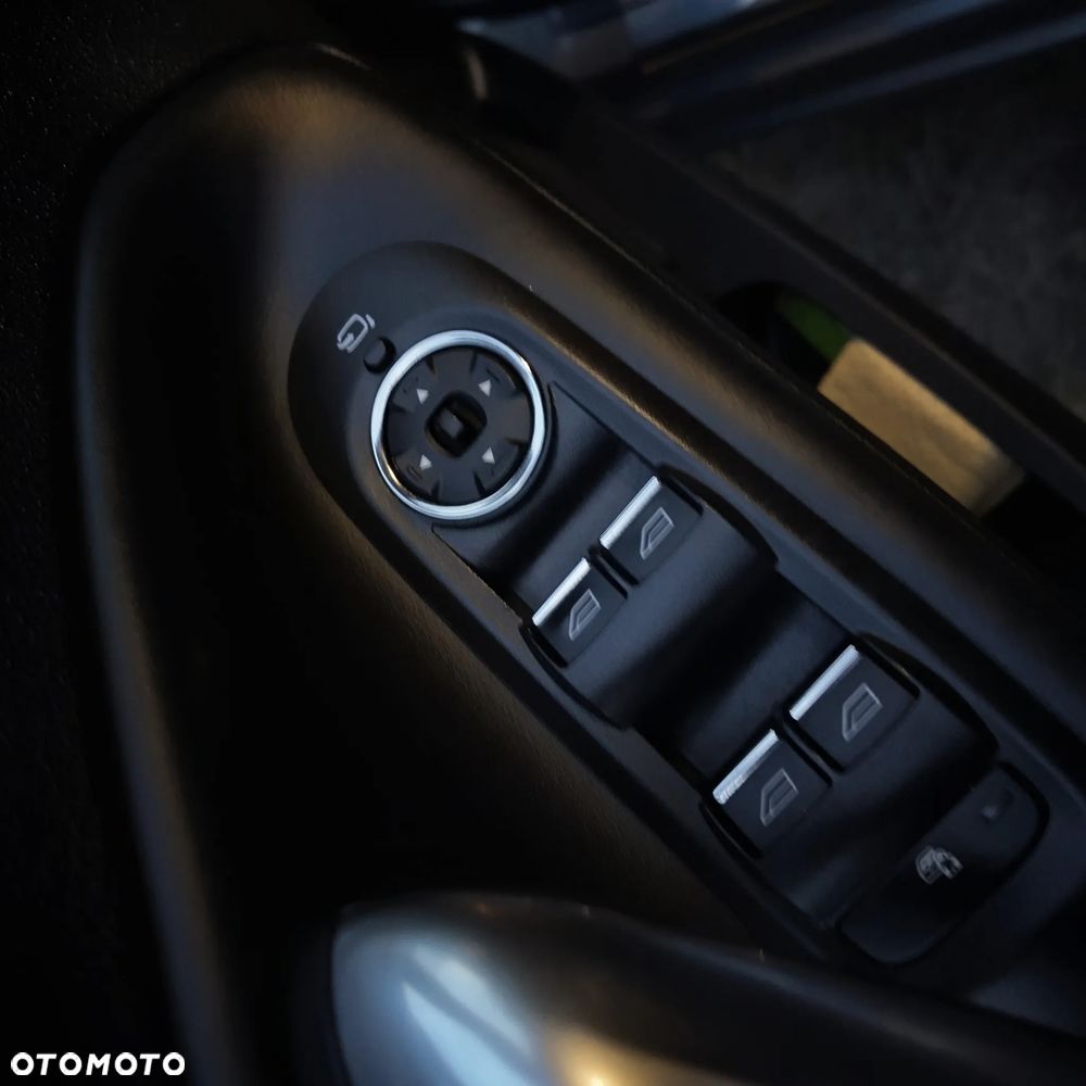 Ford Mondeo 2.0 TDCi Titanium S - 19