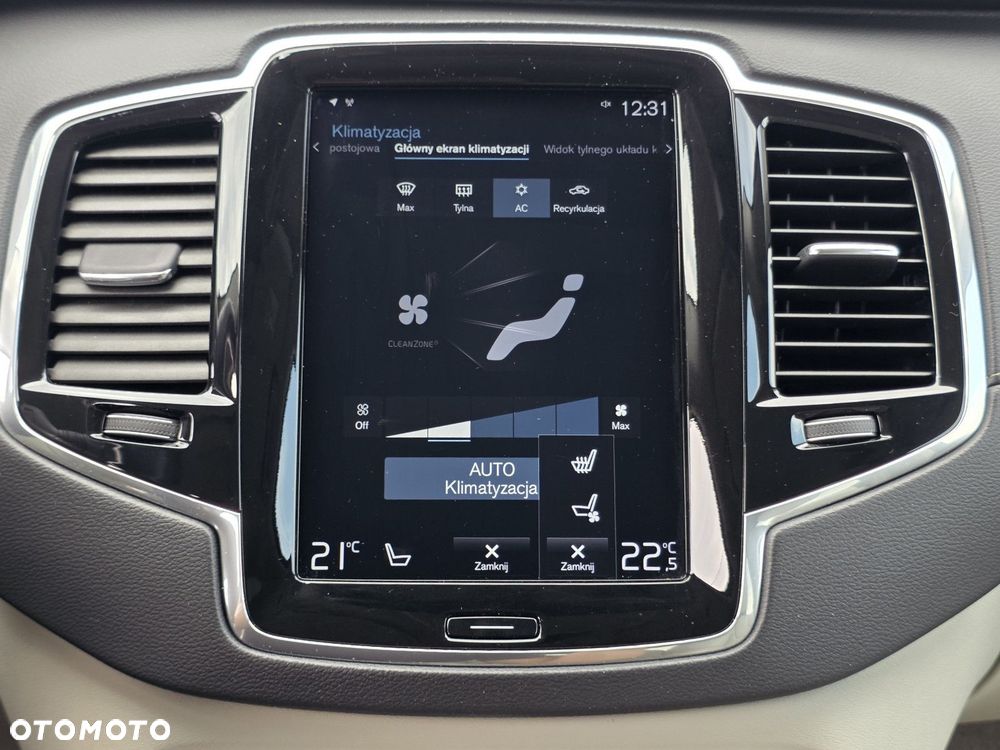Volvo XC 90 - 26