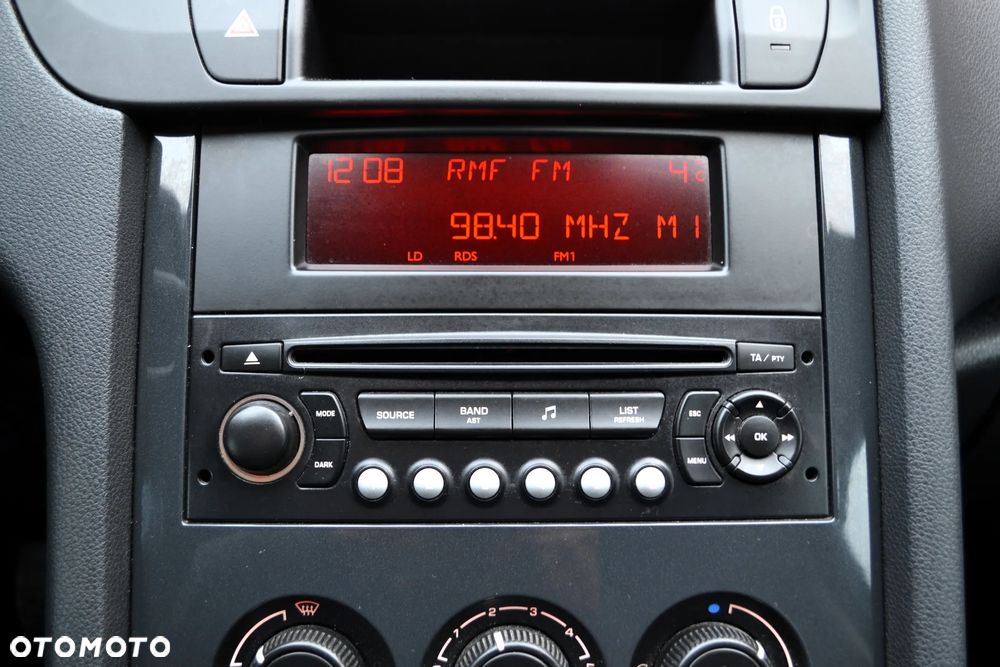 Peugeot 5008 120 VTi Tendance - 19