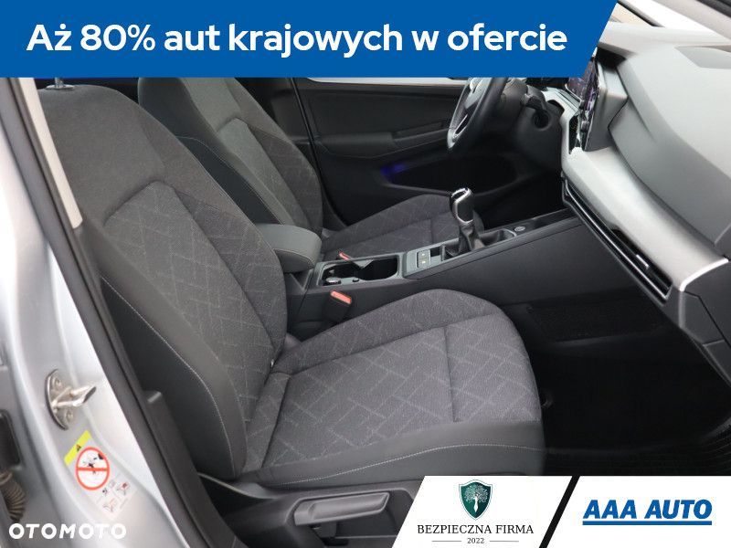 Volkswagen Golf Variant - 11