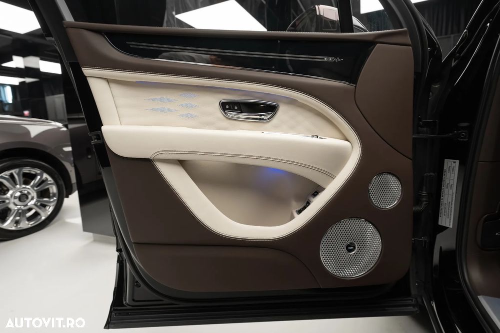 Bentley Bentayga - 10