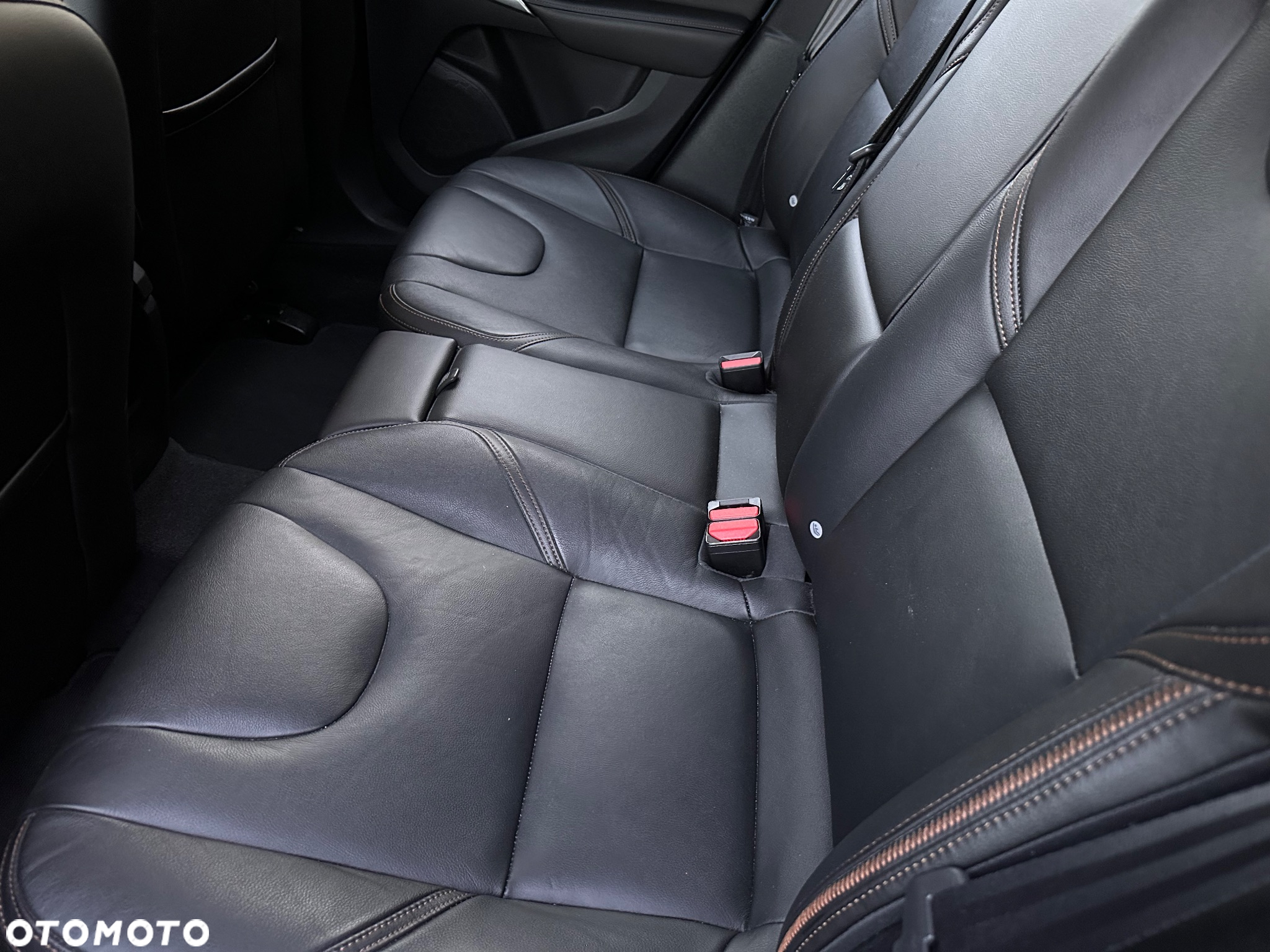 Volvo V40 - 18