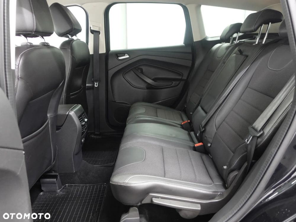 Ford Kuga 1.6 EcoBoost 2x4 Titanium - 21