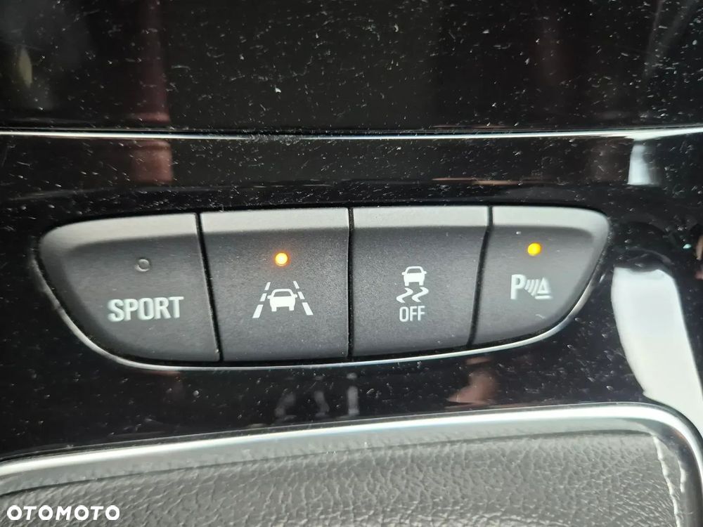 Opel Astra 1.4 Turbo Edition - 17