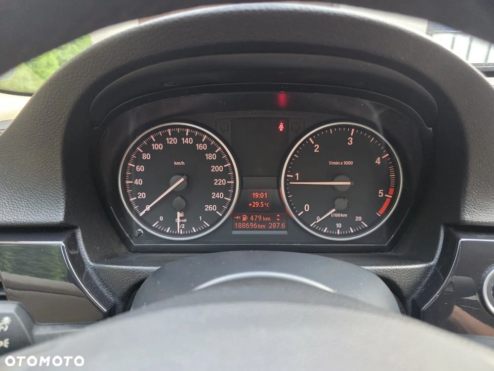 BMW Seria 3 320d - 10