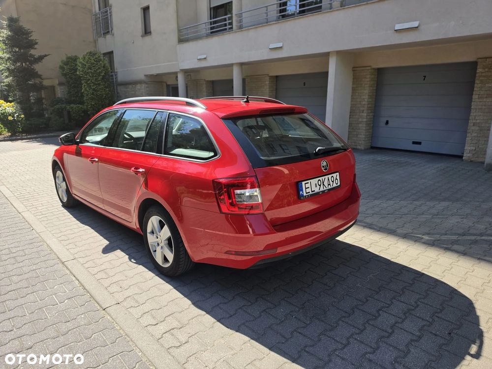Skoda Octavia 1.6 TDI SCR Ambition - 8