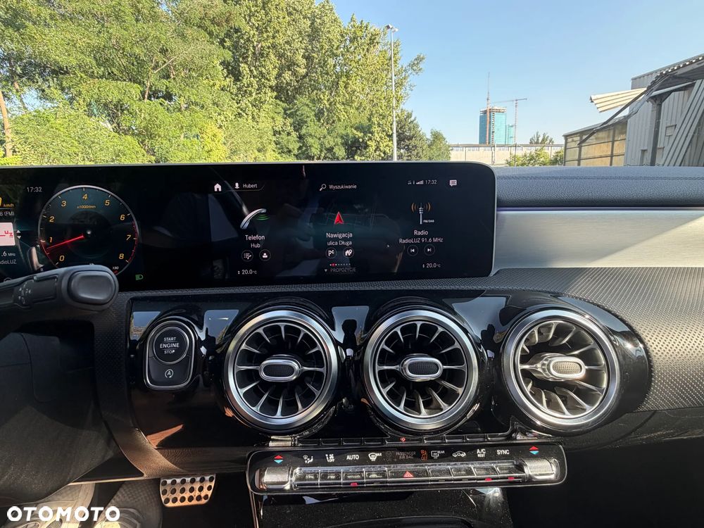 Mercedes-Benz CLA 250 4-Matic Edition 1 7G-DCT - 9