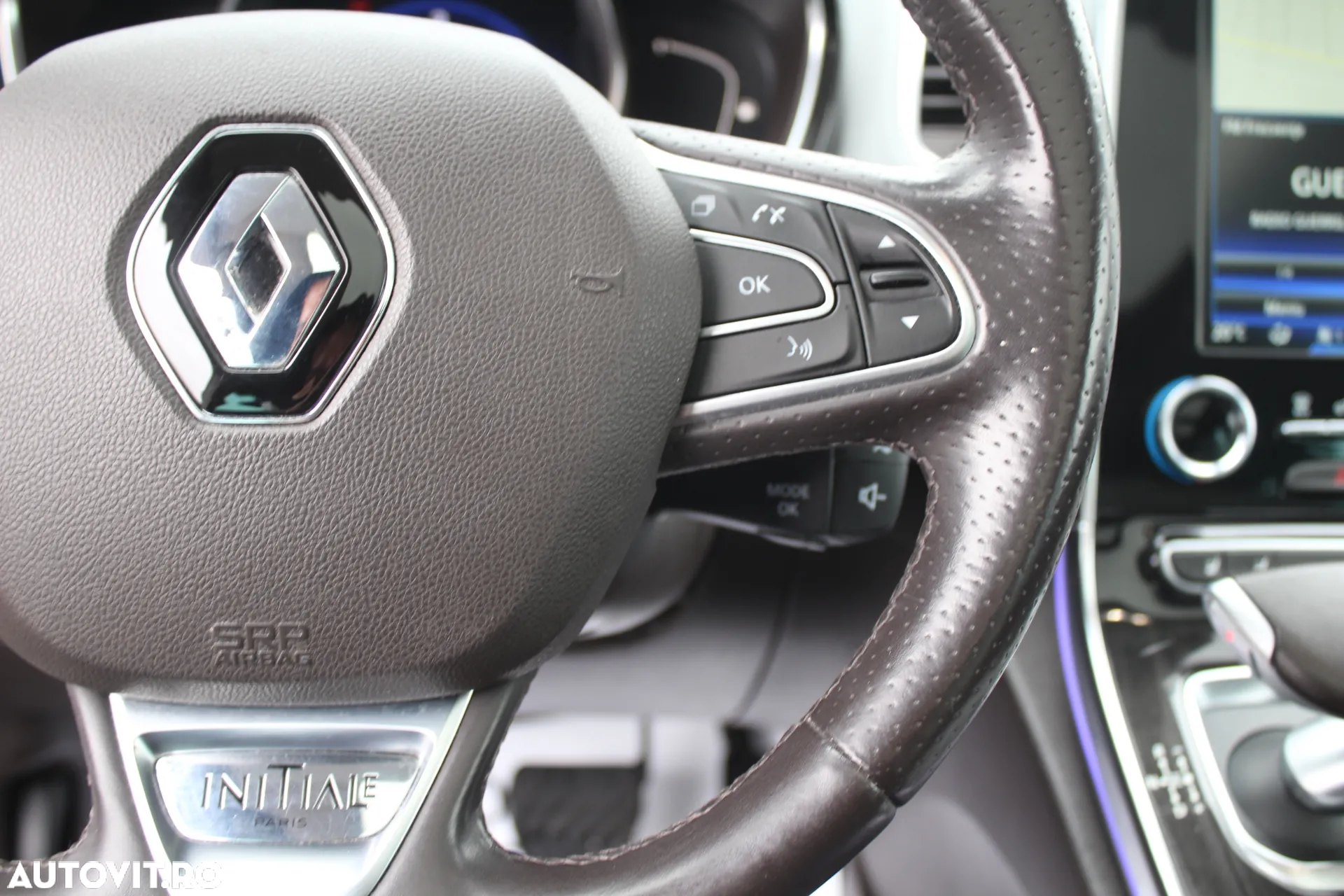 Renault Espace BLUE dCi 200 EDC INITIALE PARIS - 6