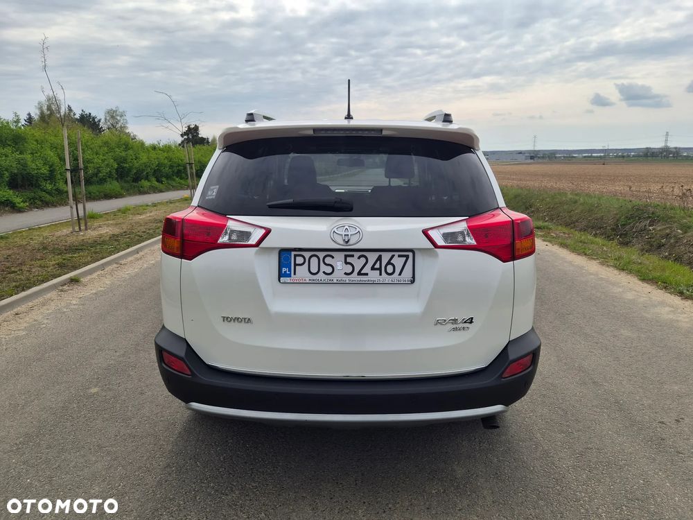 Toyota RAV4 2.0 D-4D Premium 4x2 - 12