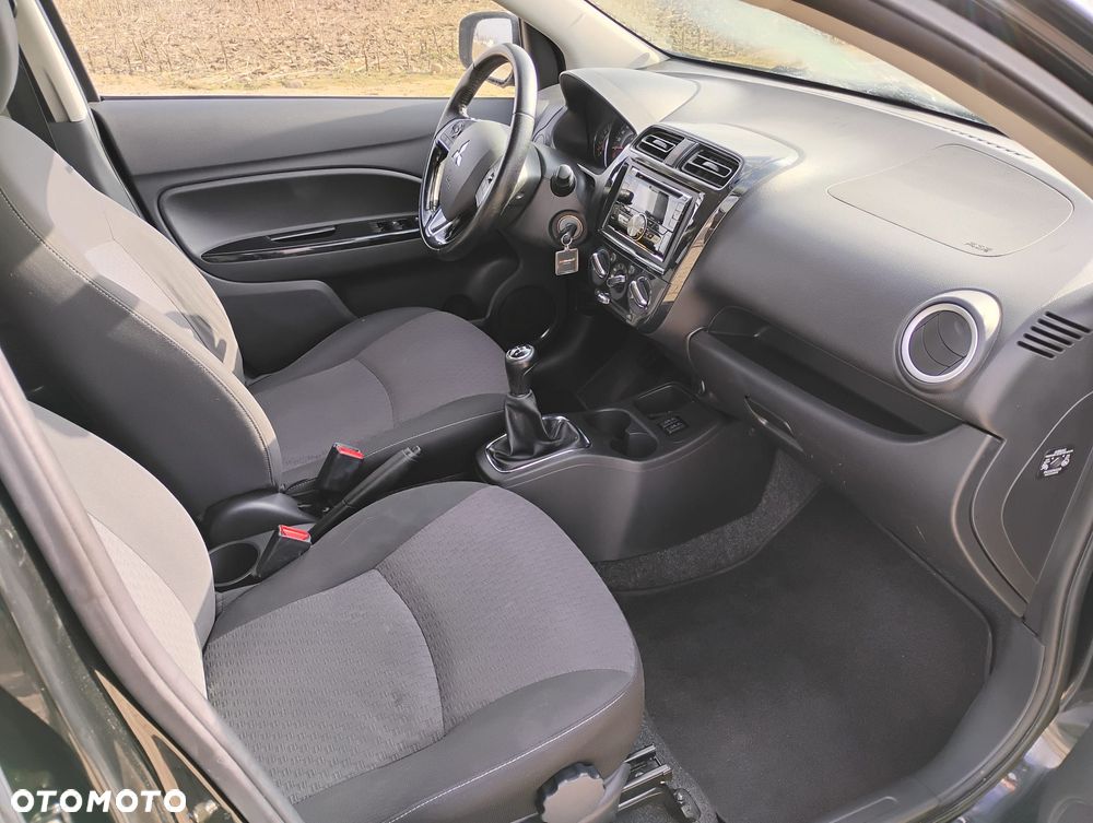 Mitsubishi Space Star 1.2 Intense - 11