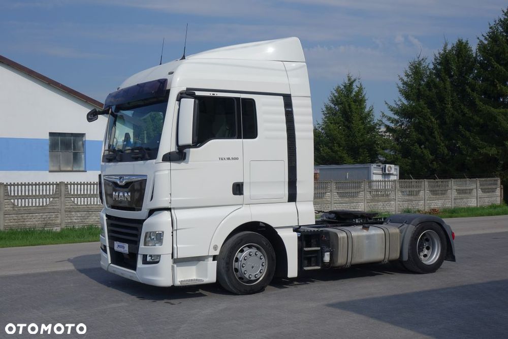 MAN TGX 18.500 EURO 6 4X2 LLS-U XLX / MEGA / AUTOMAT / RETARDER / 2 ZBIORNIKI / LODÓWKA - 1