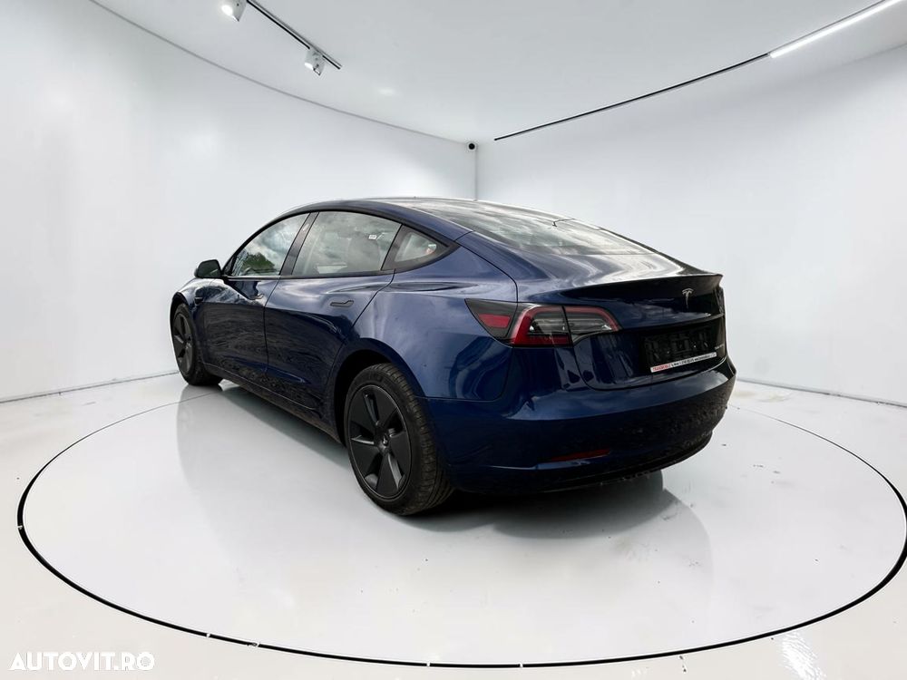 Tesla Model 3 Premium Langstreckenbatterie AWD Dual Motor - 4