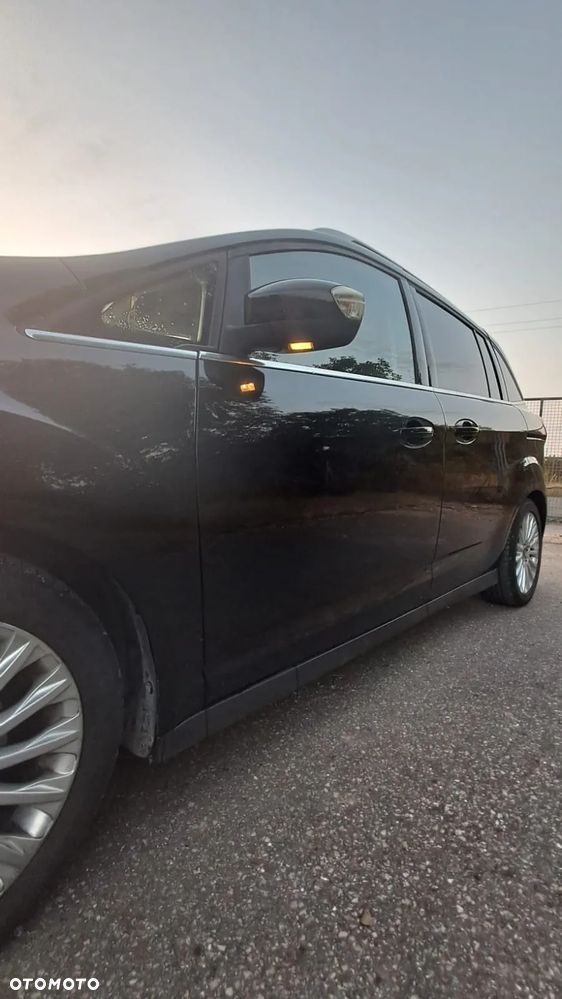 Ford Grand C-MAX - 5