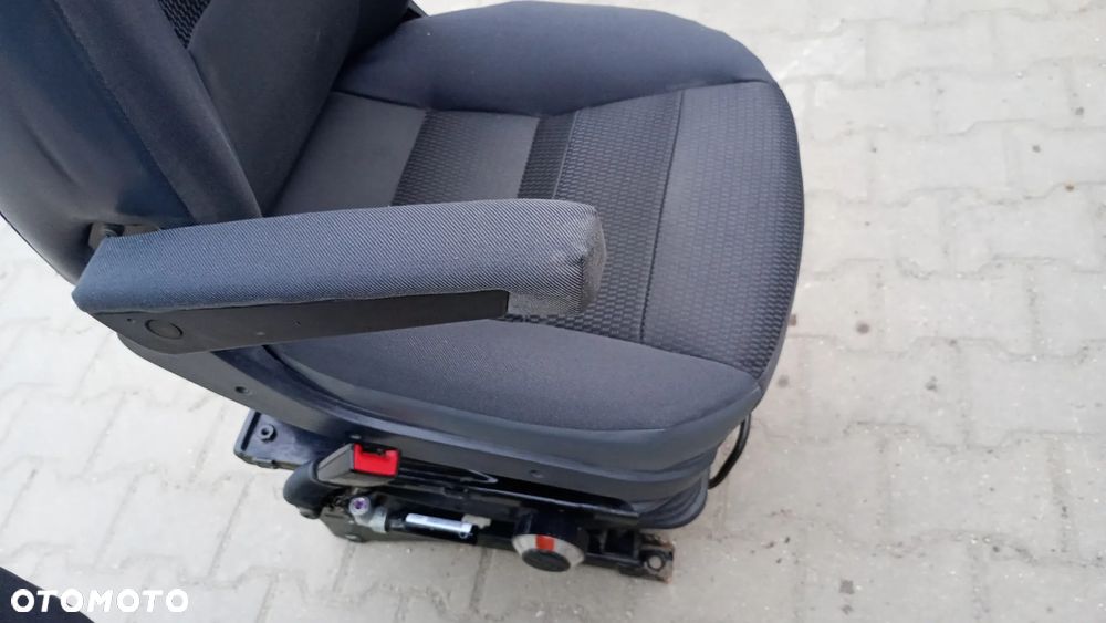 Fv Fotel PNEUMATYCZNY ISRI Fiat Ducato Fotel kierowcy Peugeot Boxer  FOTEL podwójny pasażera Citroen Jumper Fotel kierowcy pompowany KOMPLET Foteli - 10