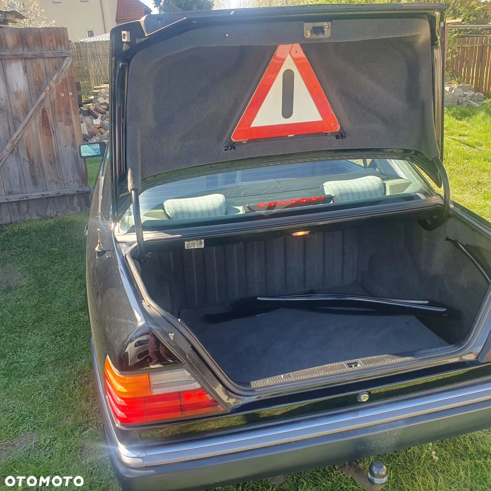 Mercedes-Benz W124 (1984-1993) - 7