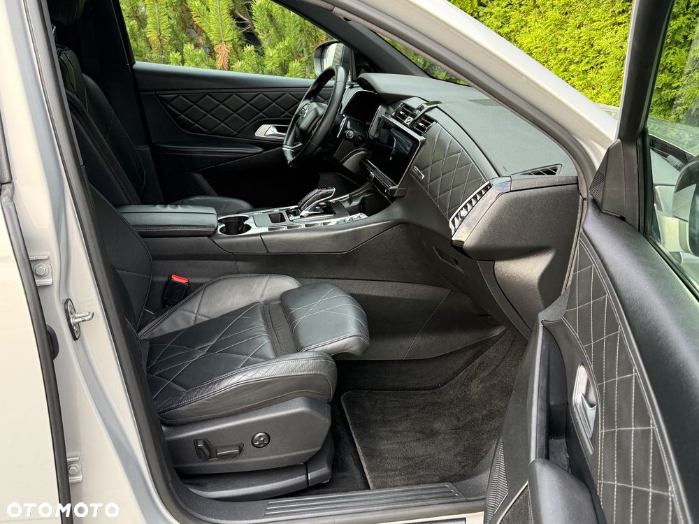 DS Automobiles DS 7 Crossback - 12