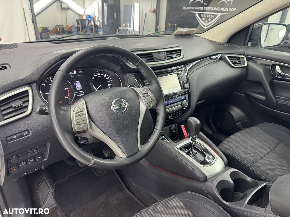 Nissan Qashqai 1.6 DCI Xtronic TEKNA - 20