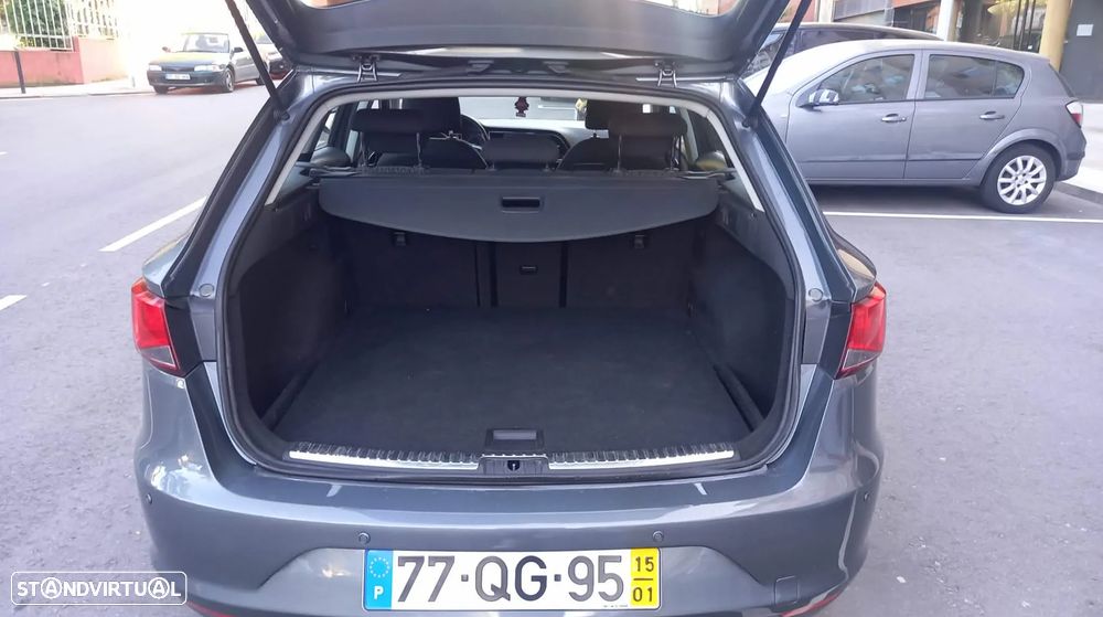 SEAT Leon ST 1.6 TDI S&S Style - 4