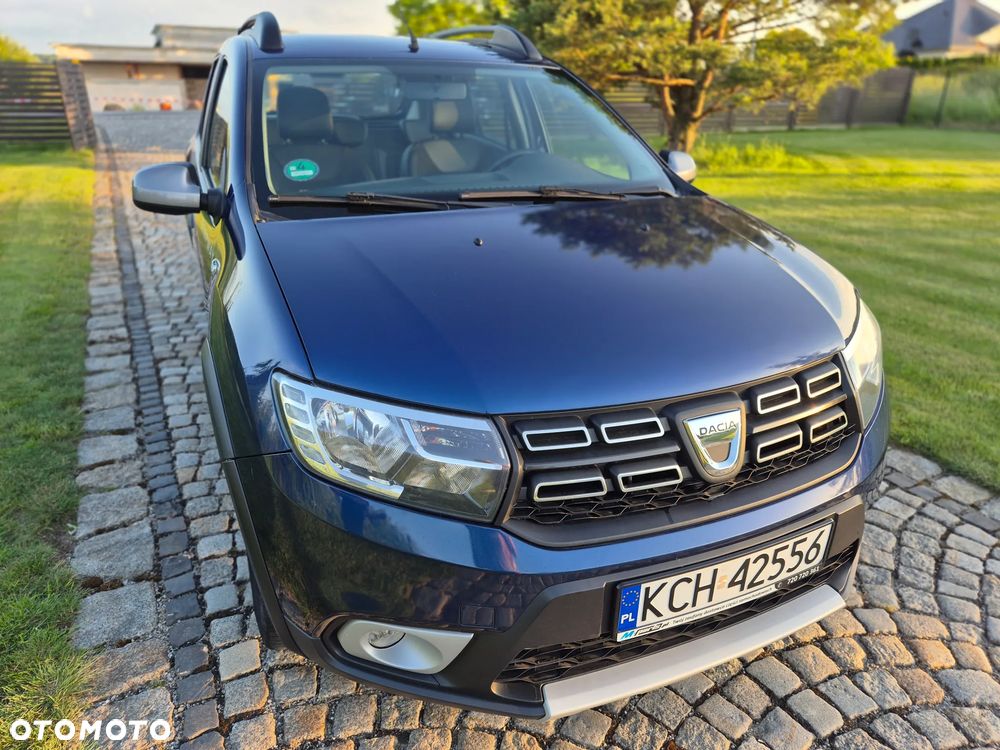 Dacia Sandero TCe 90 Celebration - 1
