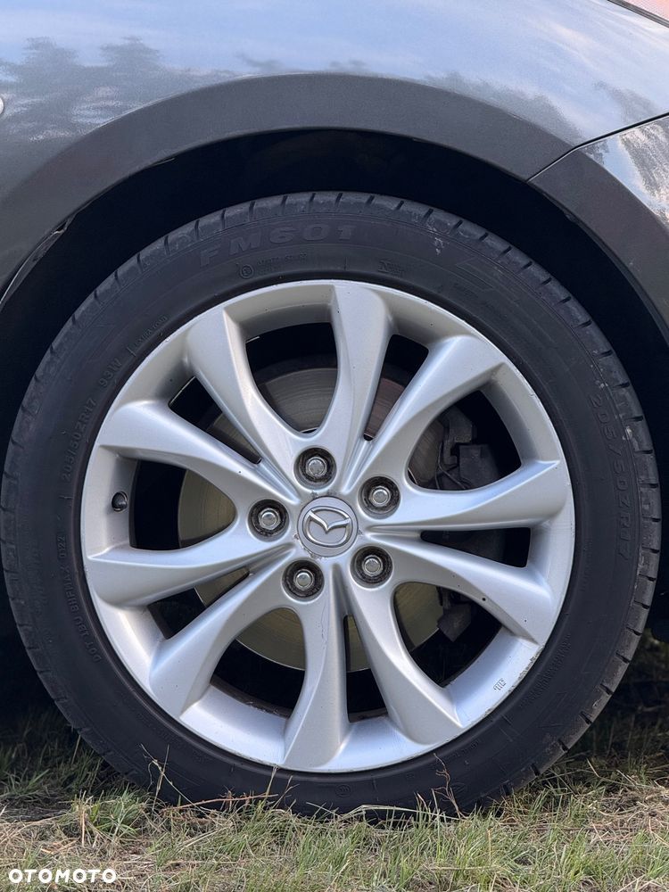 Mazda 3 2.0 Exclusive + - 7