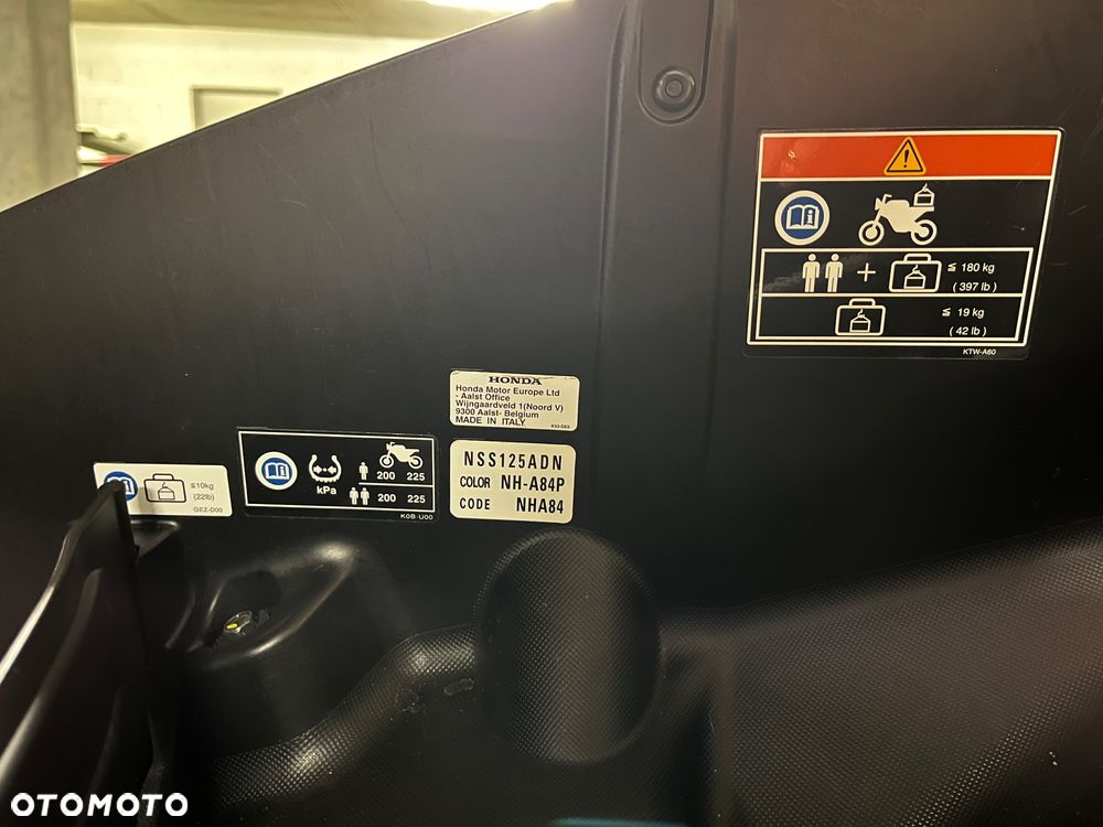 Honda NSS - 14